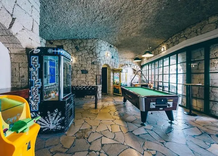 Azzurro Vibe With Ocean Sight In Heated Pool Complex - Tropical Dream